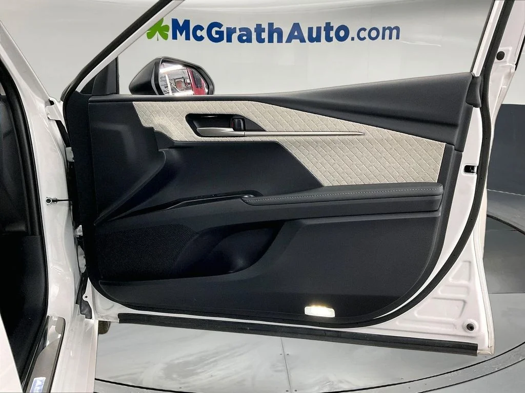 Certified Used 2025 Beige Toyota XLE image 28