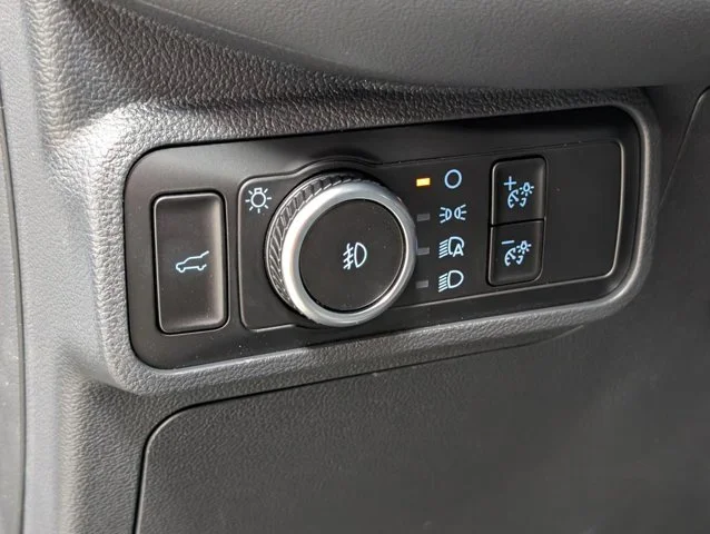 New 2026 Star White Metallic Tri-Coat Ford Tremor® image 41
