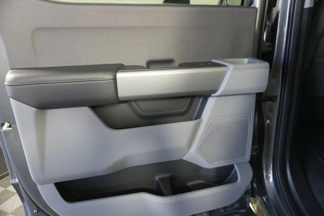 New 2026 Carbonized Gray Metallic Ford F-250® XLT image 27