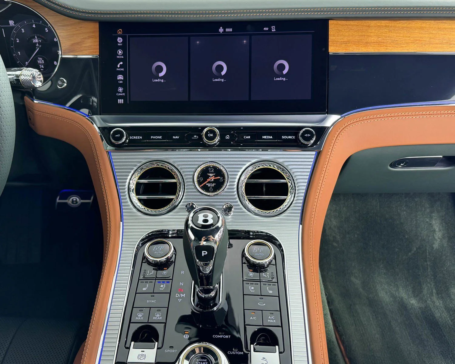 Used 2024 Green Bentley V8 S image 28