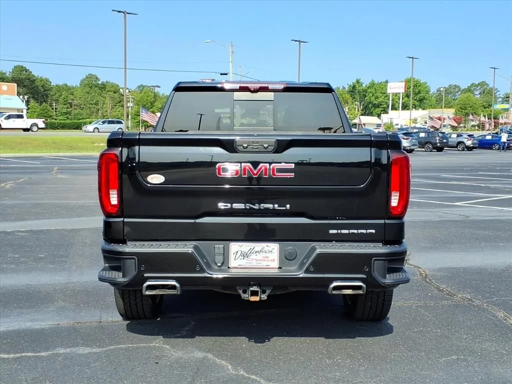 Used 2024 Onyx Black GMC Denali image 18