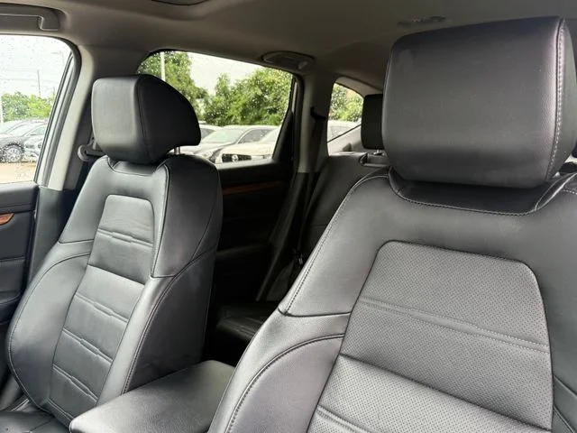 Used 2020 Silver Honda EX-L image 11