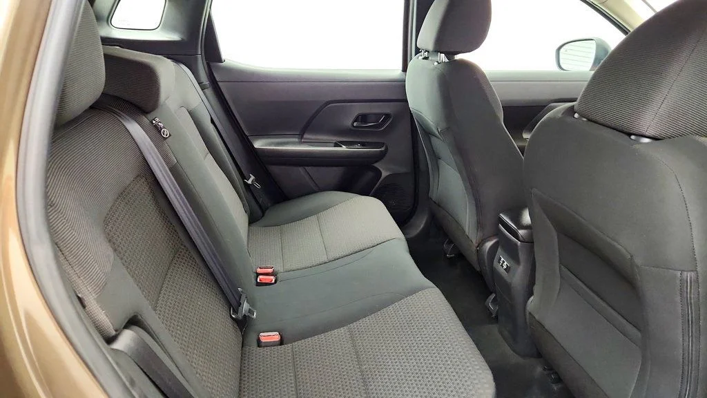 Used 2025 Canyon Bronze Metallic Nissan S FWD image 21