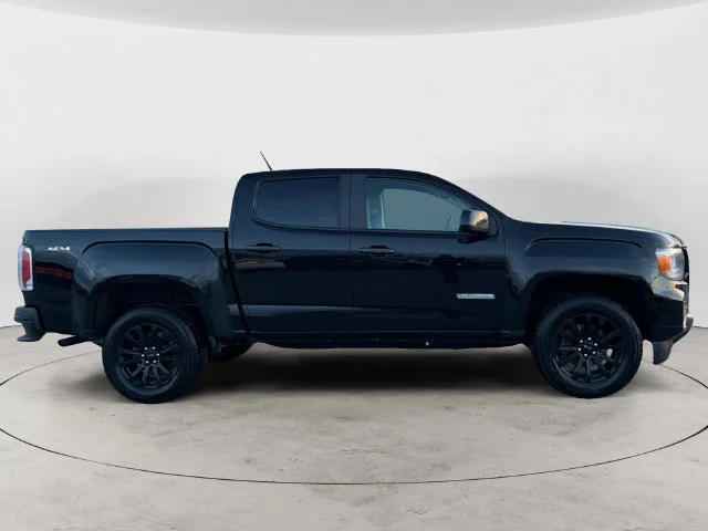 Used 2022 Black GMC Elevation image 4