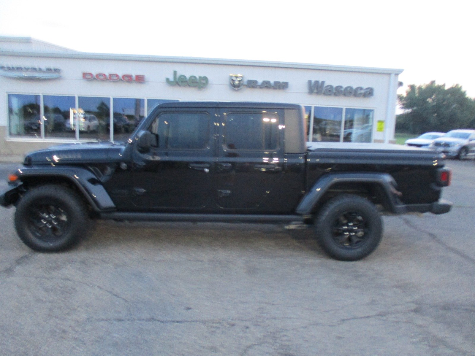 Used 2022 Jeep Gladiator WILLYS with VIN 1C6HJTAGXNL178010 for sale in Waseca, Minnesota