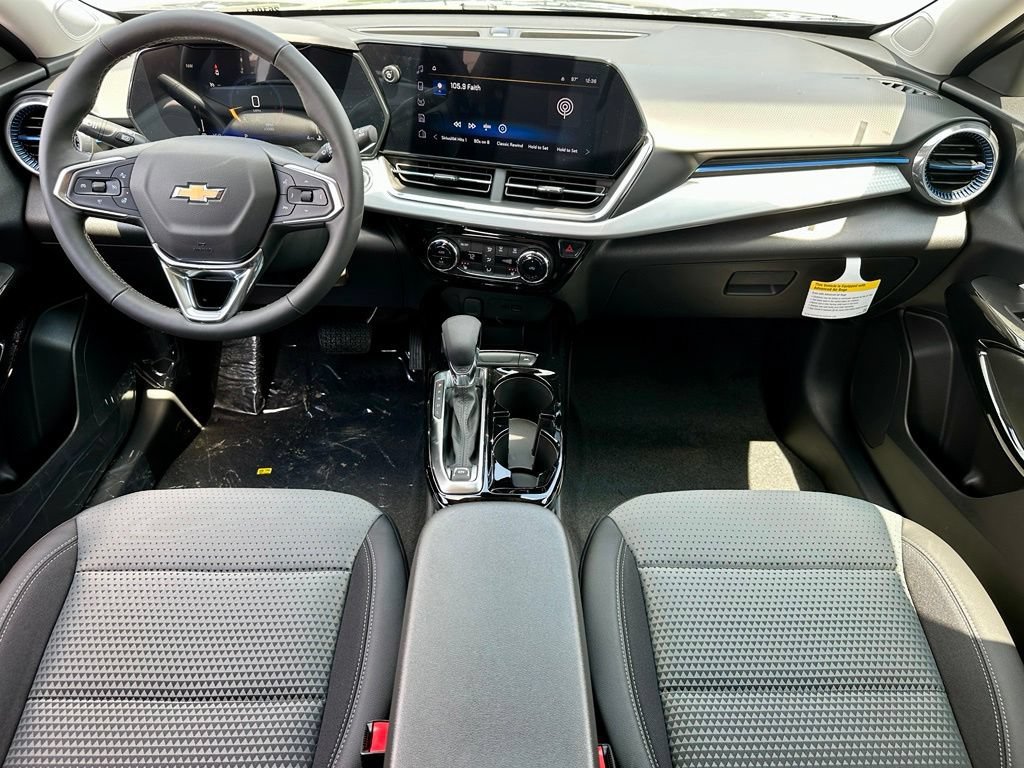 New 2026 Mosaic Black Metallic Chevrolet LT image 17