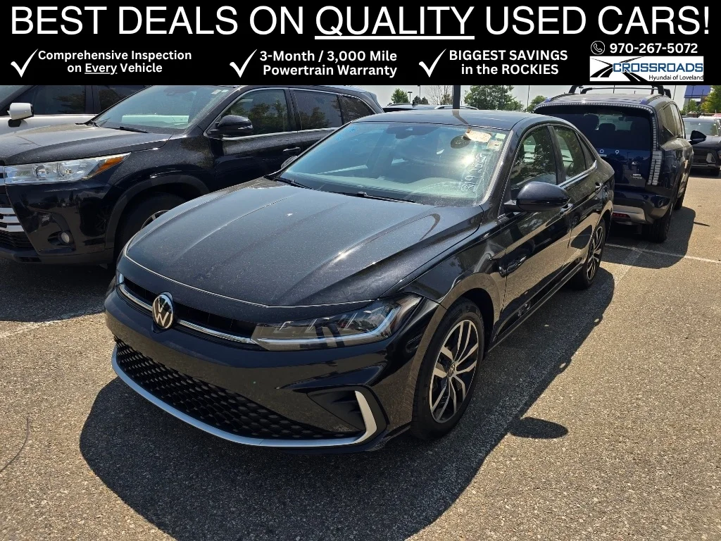 Used 2025 Deep Black Pearl Volkswagen SE image 1