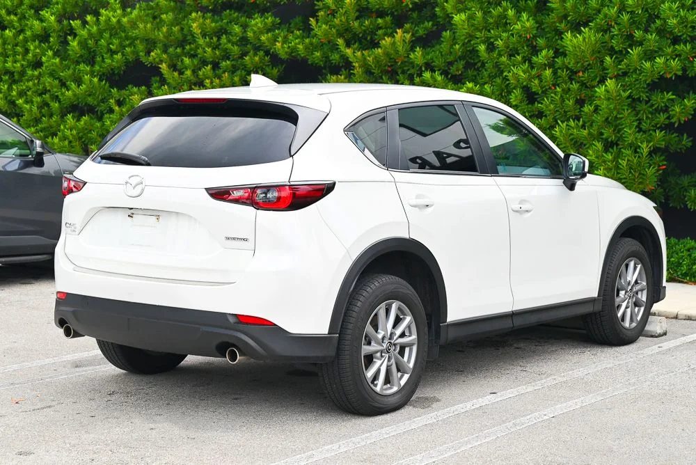 Certified Used 2023 White Mazda 2.5 S Preferred Package image 2