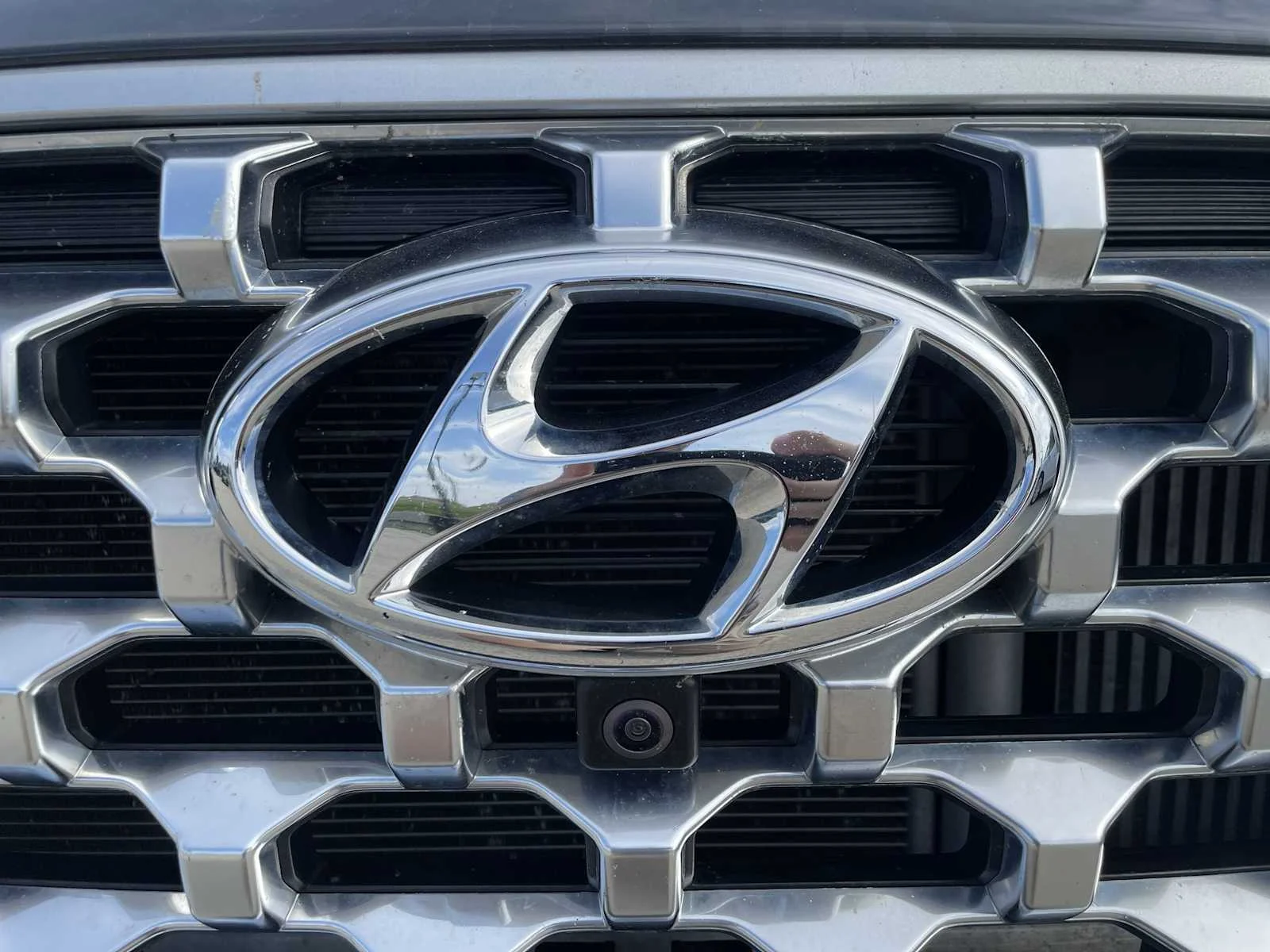 Used 2022  Hyundai Limited image 32
