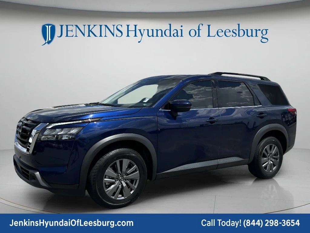 Used 2025 Blue Nissan SV image 11