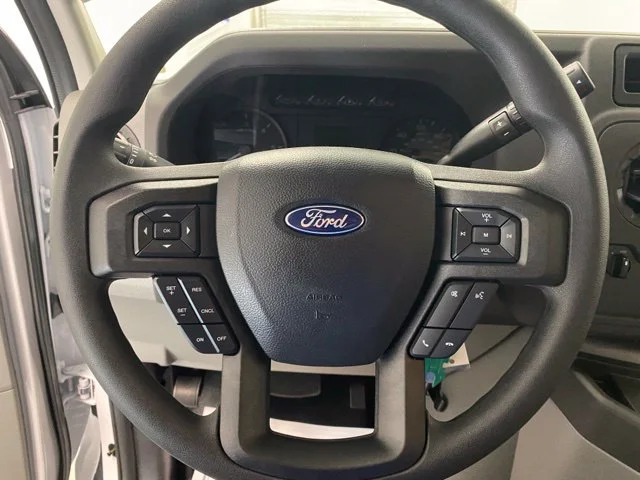 New 2025 Oxford White Ford E-350 SRW image 37
