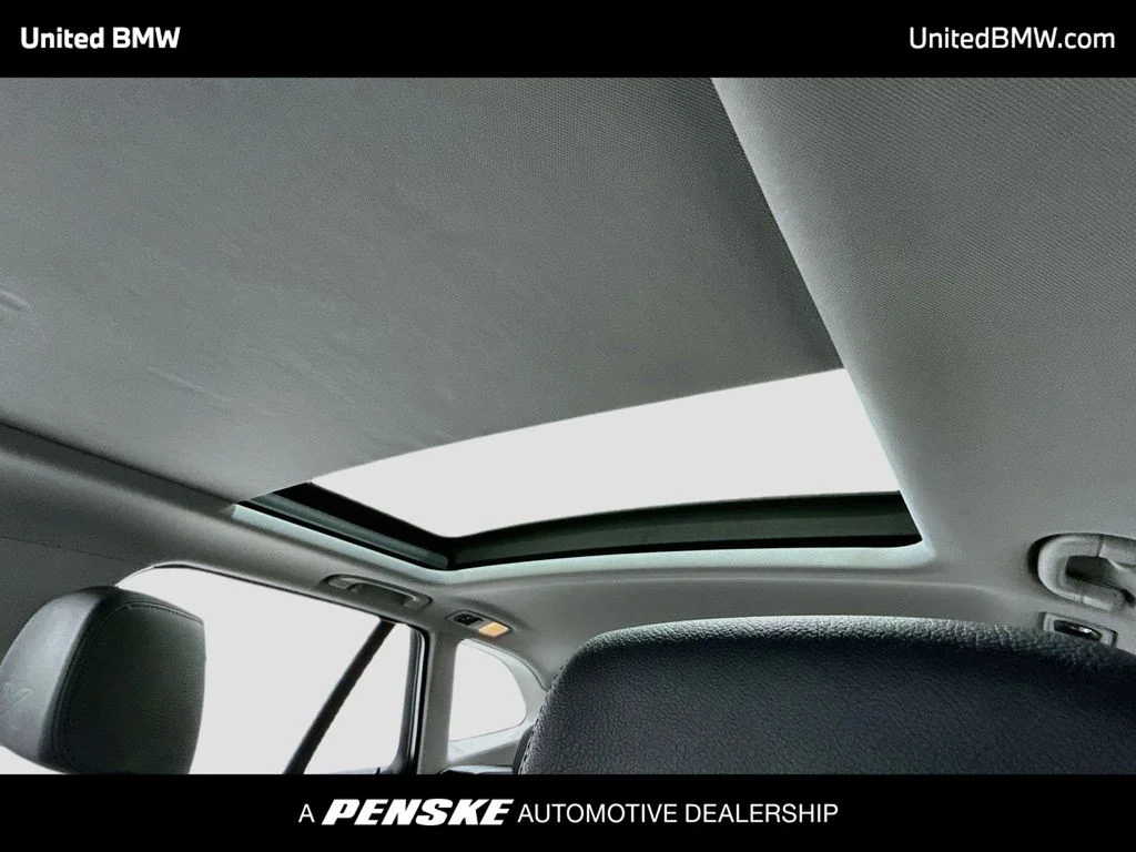 Used 2015 Black Sapphire Metallic BMW sDrive28i image 19