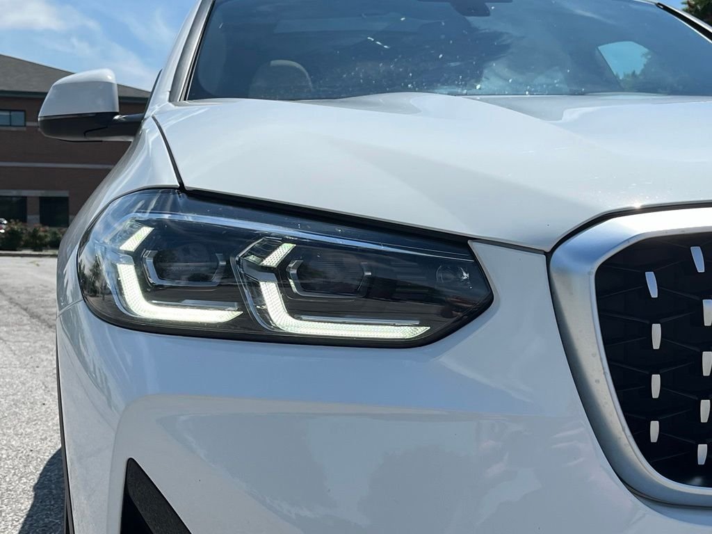 Certified Used 2025 Alpine White BMW xDrive30i image 19