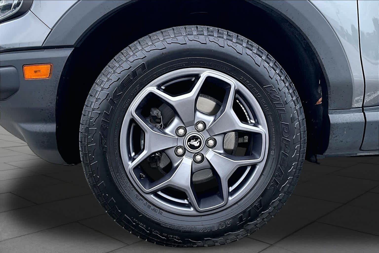 Used 2022 Carbonized Gray Ford Badlands image 11