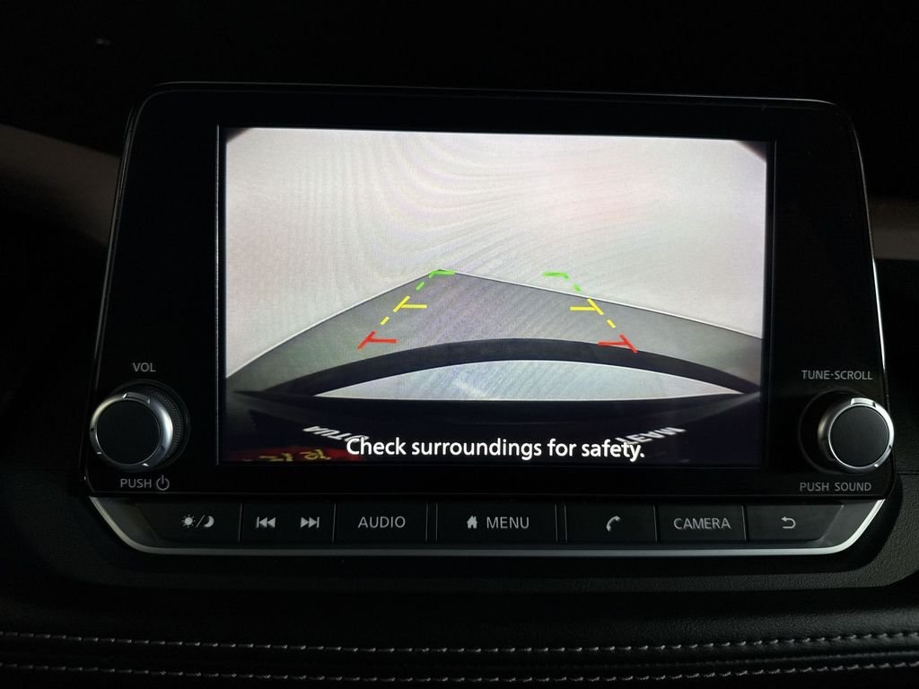 Used 2023 Super Black Nissan SV image 28