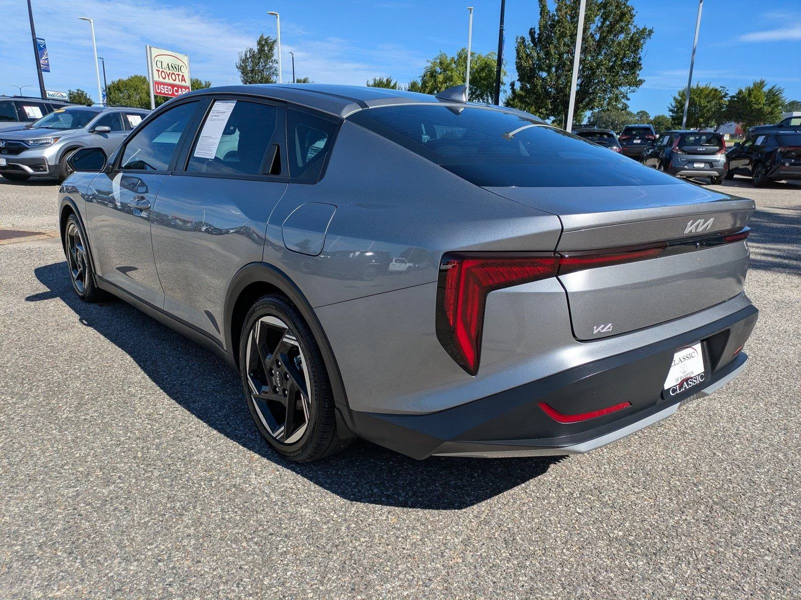 Used 2025 Steel Gray Kia EX image 6