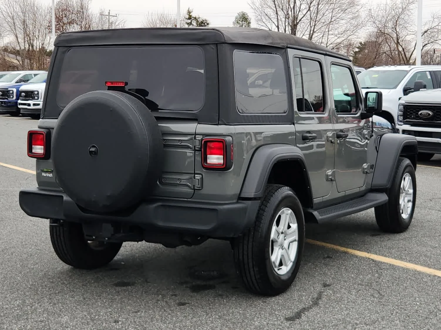 Certified Used 2022 Sting-Gray Clearcoat Jeep Unlimited Sport S image 3