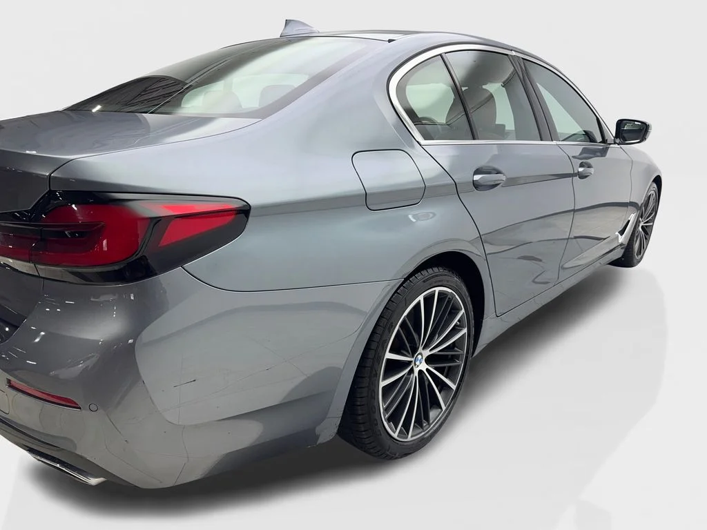 Used 2022 Blue BMW 530i xDrive image 12