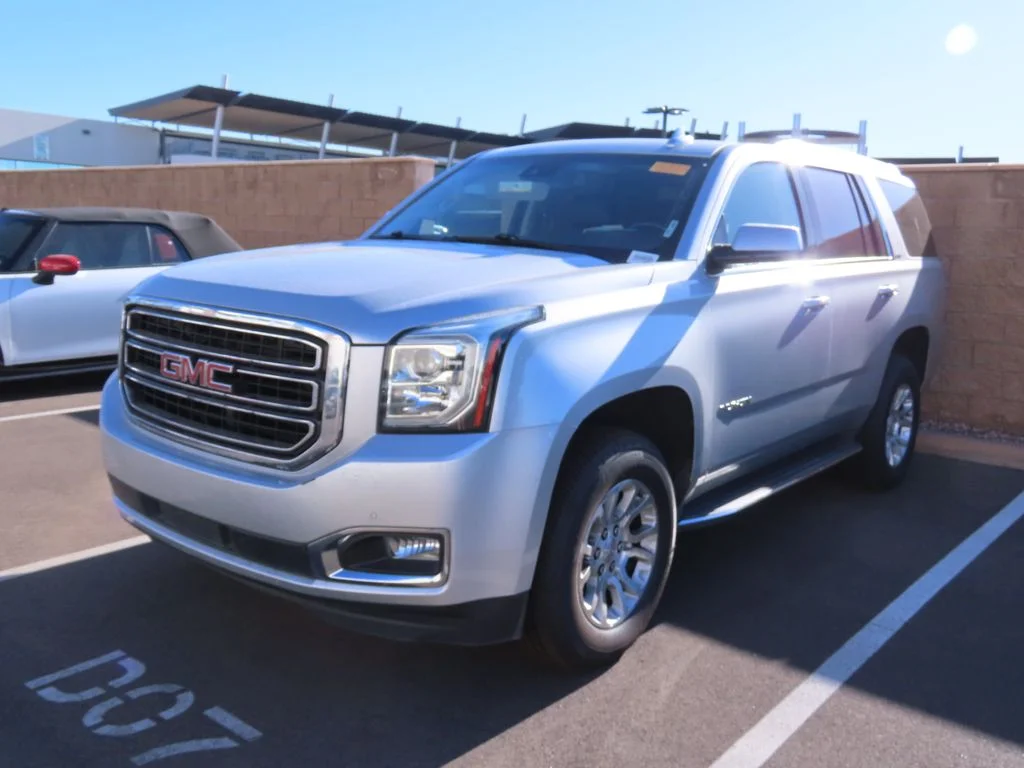 Used 2019 Silver GMC SLT image 2
