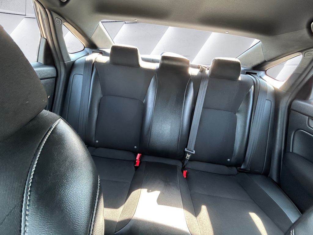 Used 2023  Honda Sport image 18
