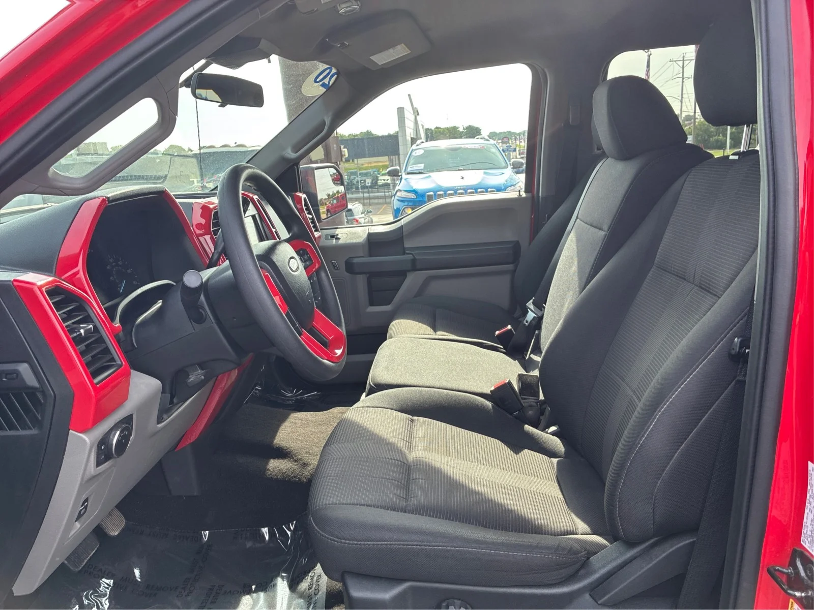 Used 2020 Red Ford XL STX image 9