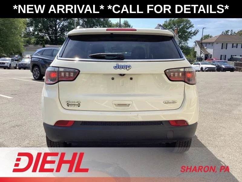 Used 2019 White Jeep Latitude image 6