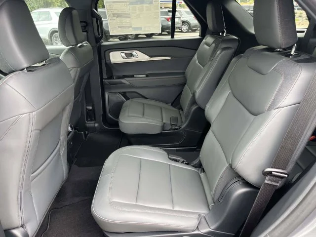 New 2027 Gray Ford Active image 9