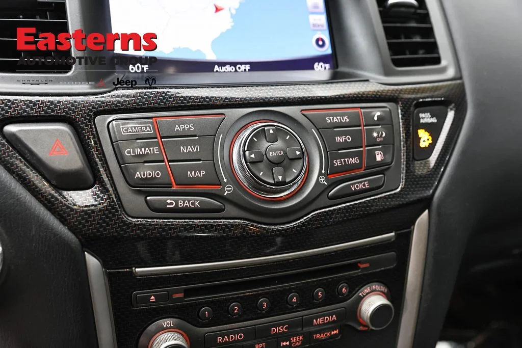 Used 2020 Gray Nissan SL image 22