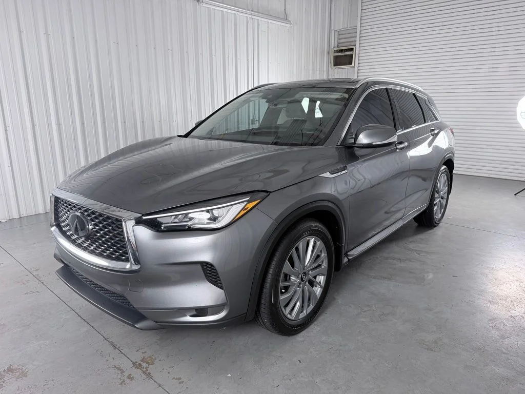 2023 INFINITI QX50 Luxe FWD's photo