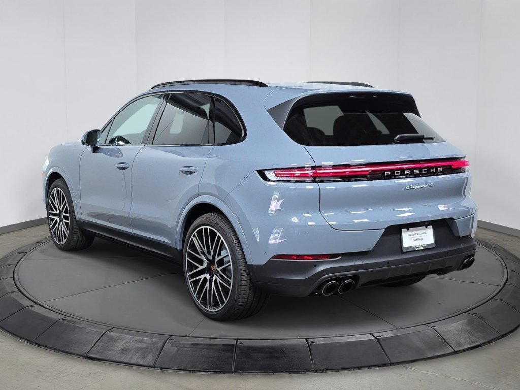 New 2026 Arctic Grey Porsche S image 3