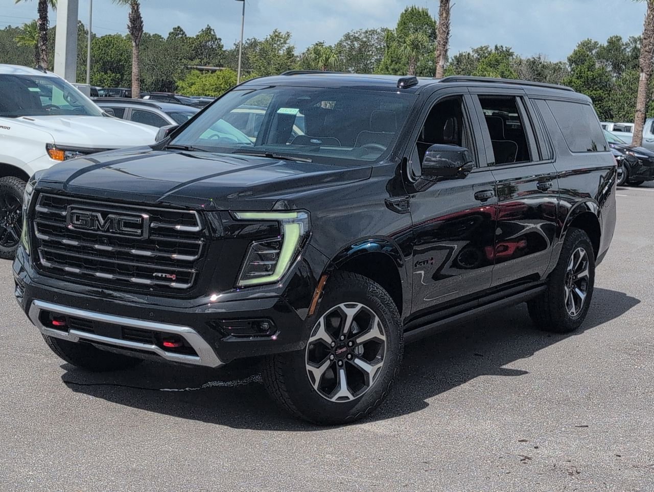 2026 GMC Yukon 4WD AT4 Ultimate AWD's photo