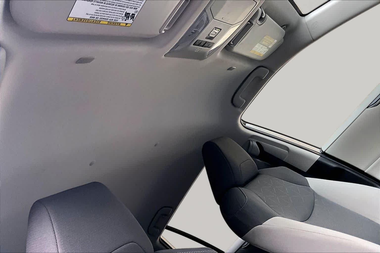 Used 2025 Silver Sky Metallic Toyota XLE image 14