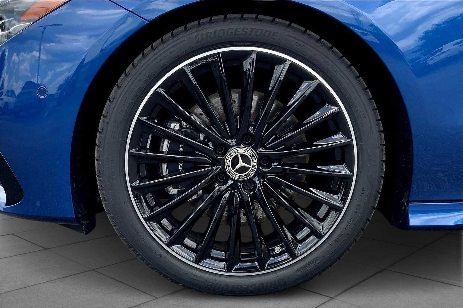 Used 2025 Starling Blue Metallic Mercedes-Benz CLA 250 image 21