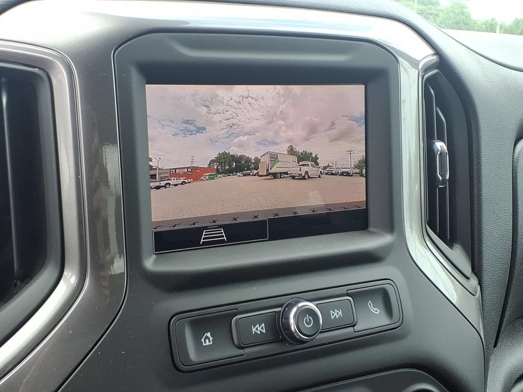 New 2025 Summit White Chevrolet Work Truck image 4