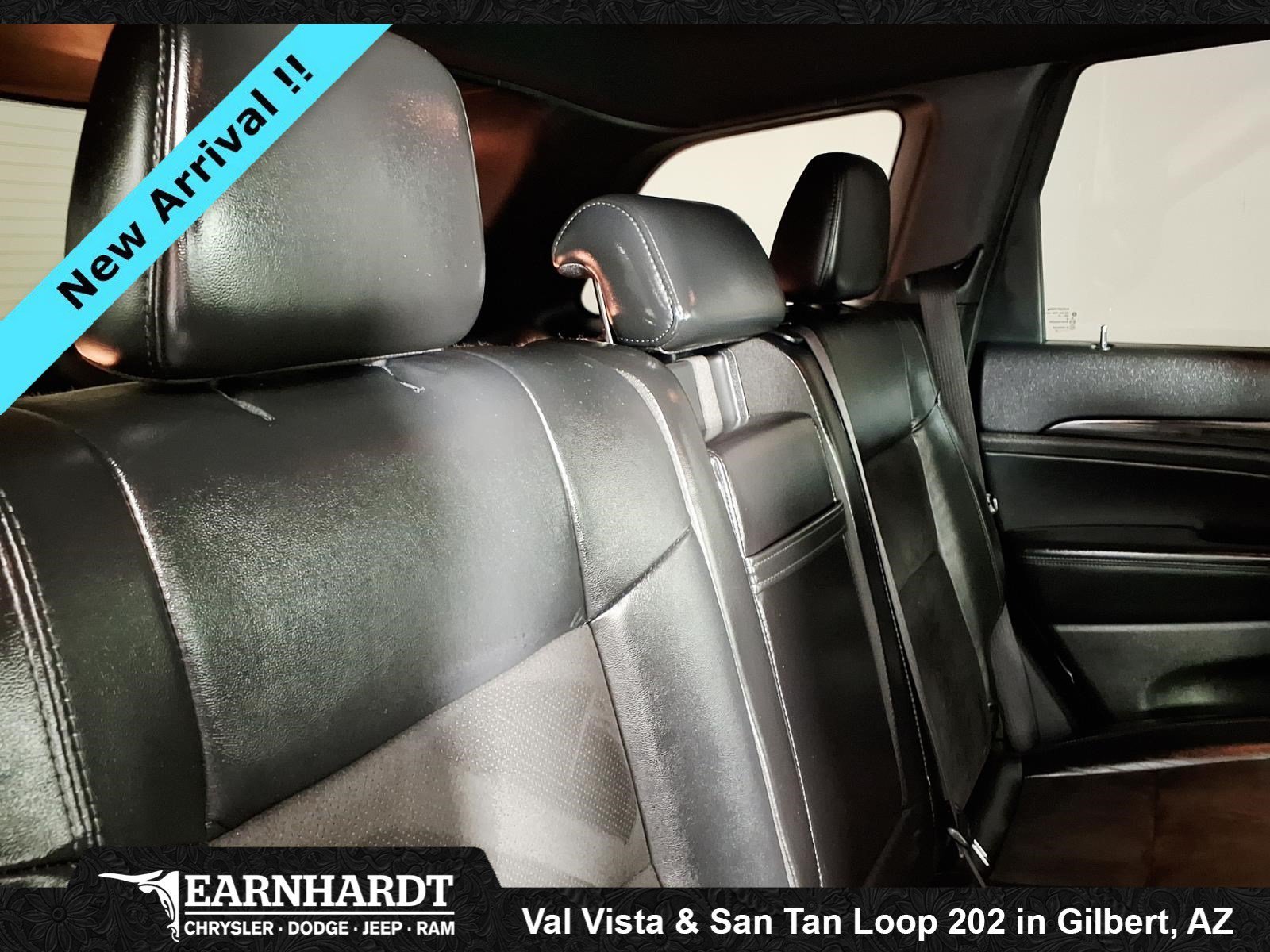 Used 2021 Sting-Gray Clearcoat Jeep Laredo X image 12