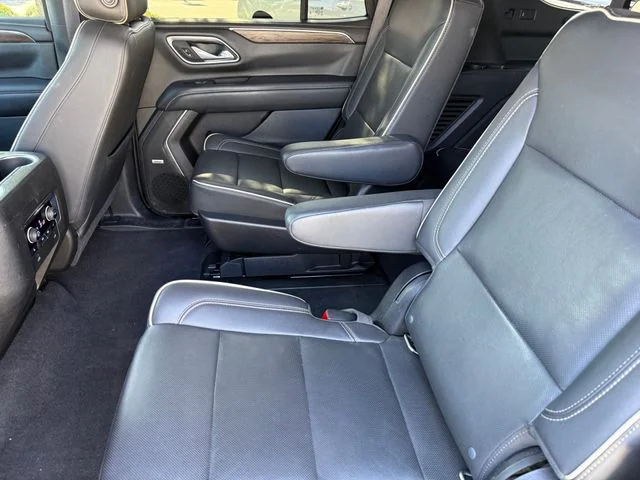 Used 2021 Black Chevrolet Premier image 25
