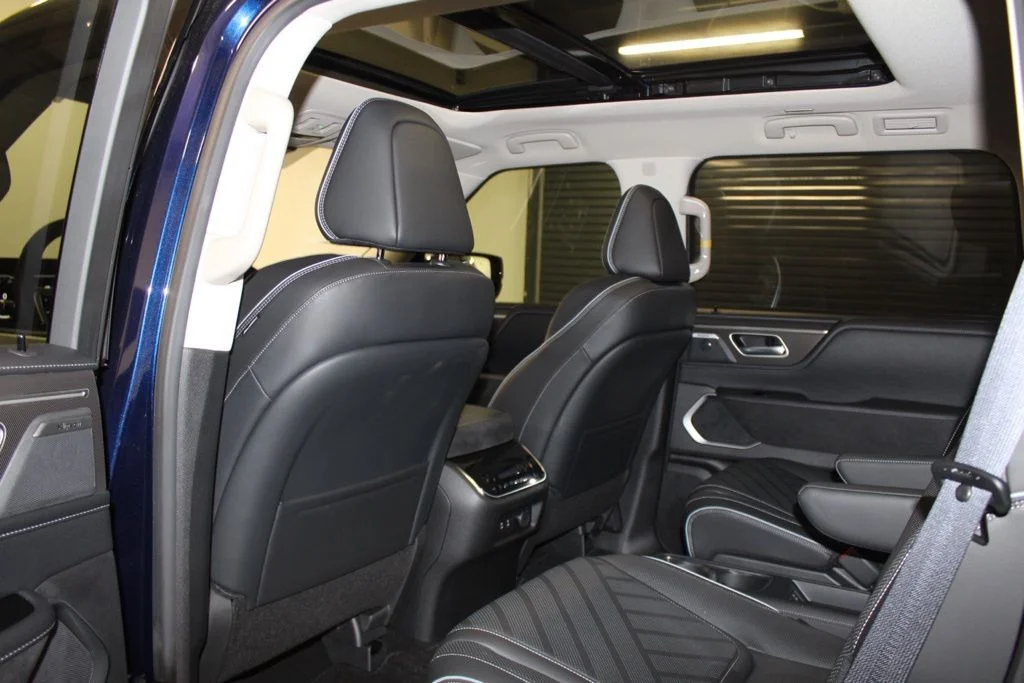 New 2025 GRAND BLUE INFINITI LUXE image 33