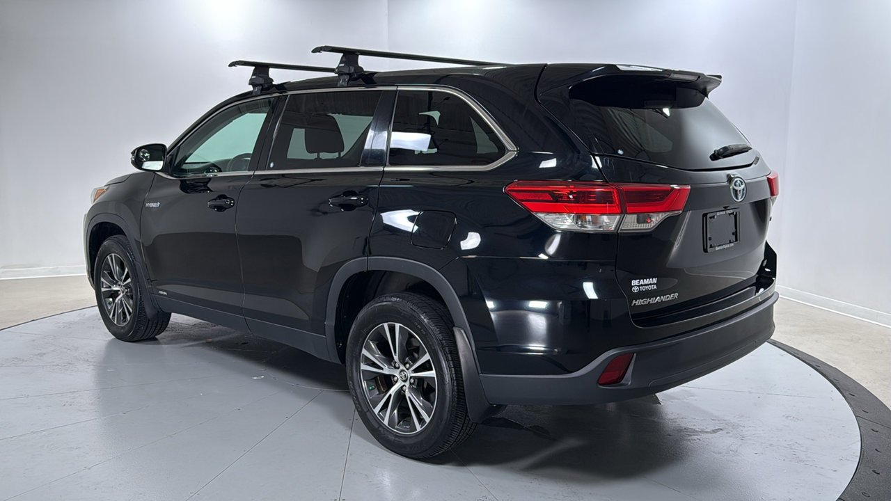 Used 2019 Black Toyota LE image 7