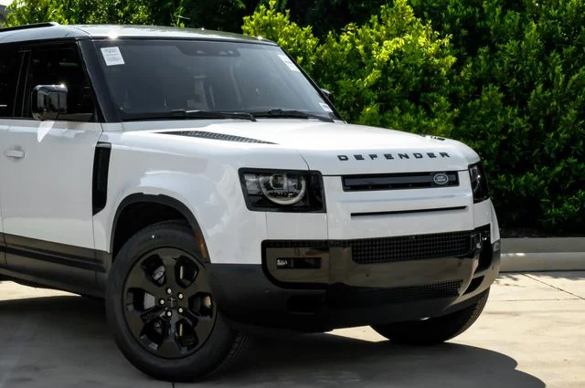 New 2026 White Land Rover S image 8