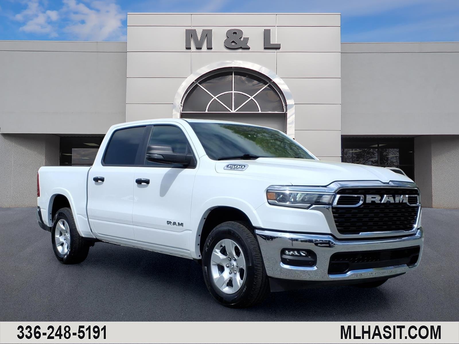 2025 RAM 1500 Big Horn/Lone Star 4x4 Crew Cab 5'7's photo