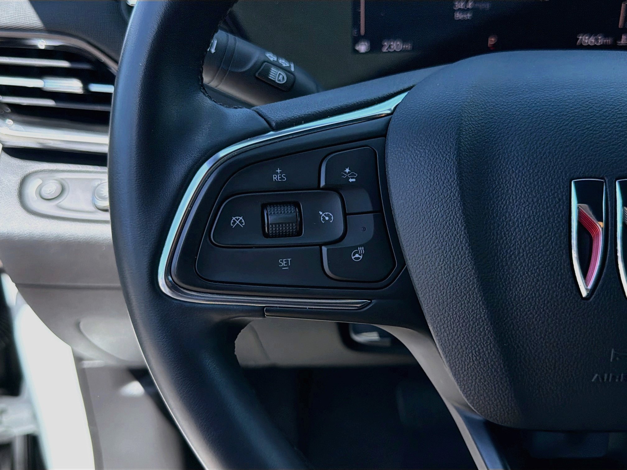 Used 2025 Summit White Buick Sport Touring image 35