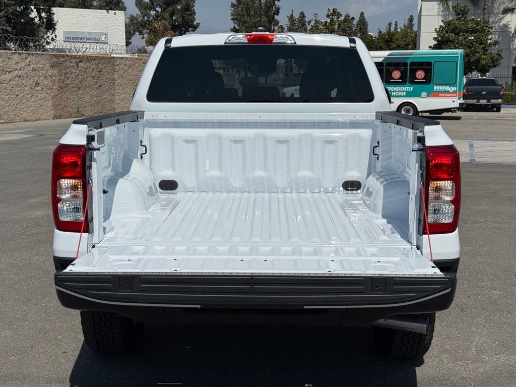 New 2026 Oxford White Ford XL image 15