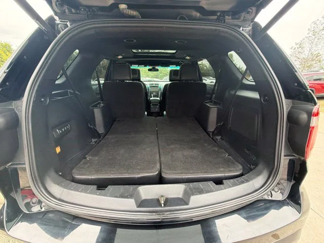 Used 2017 Black Ford Platinum image 11