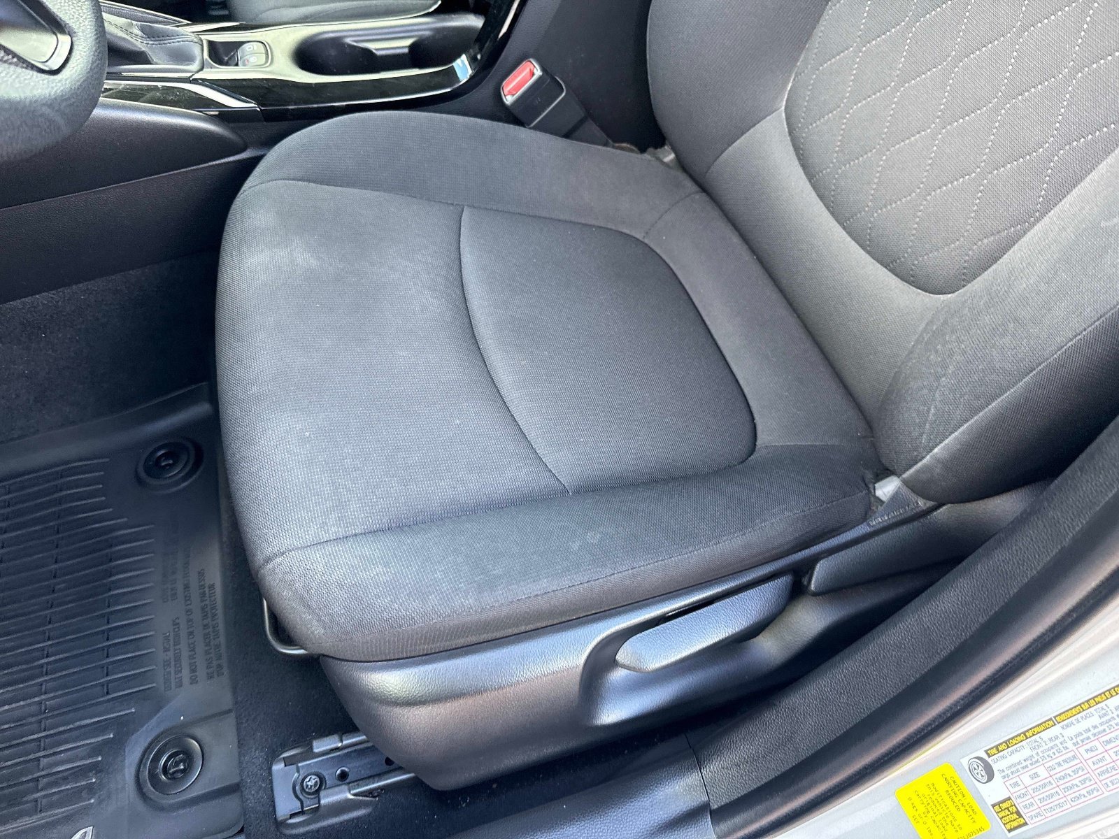 Used 2020 Classic Silver Metallic Toyota LE image 18