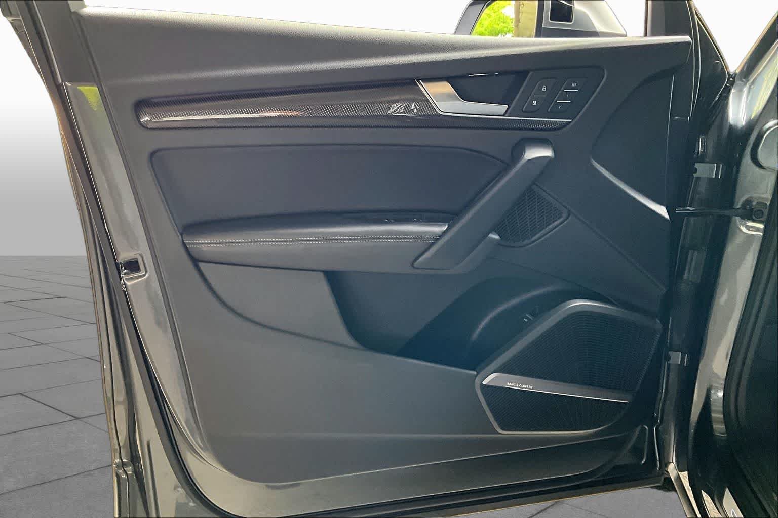 Used 2018 Daytona Gray Pearl Effect Audi Prestige image 21