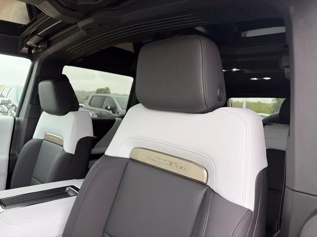 2025 GMC HUMMER EV 3X - Photo 14