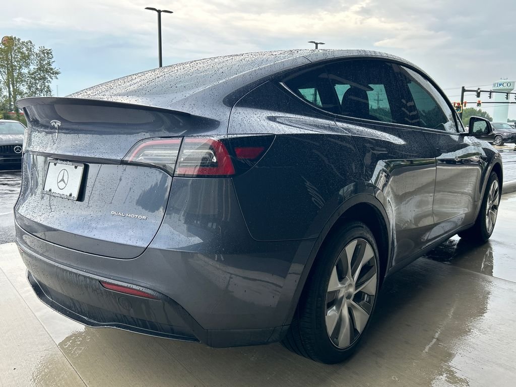 Used 2023  Tesla Long Range image 8