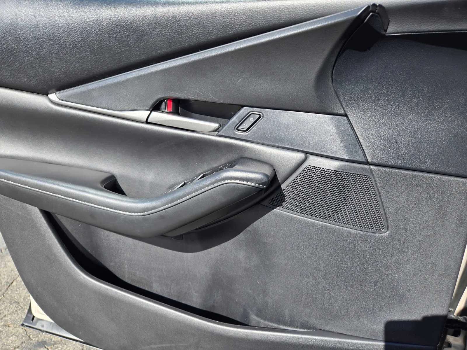 Used 2024  Mazda 2.5 S Select Sport image 23
