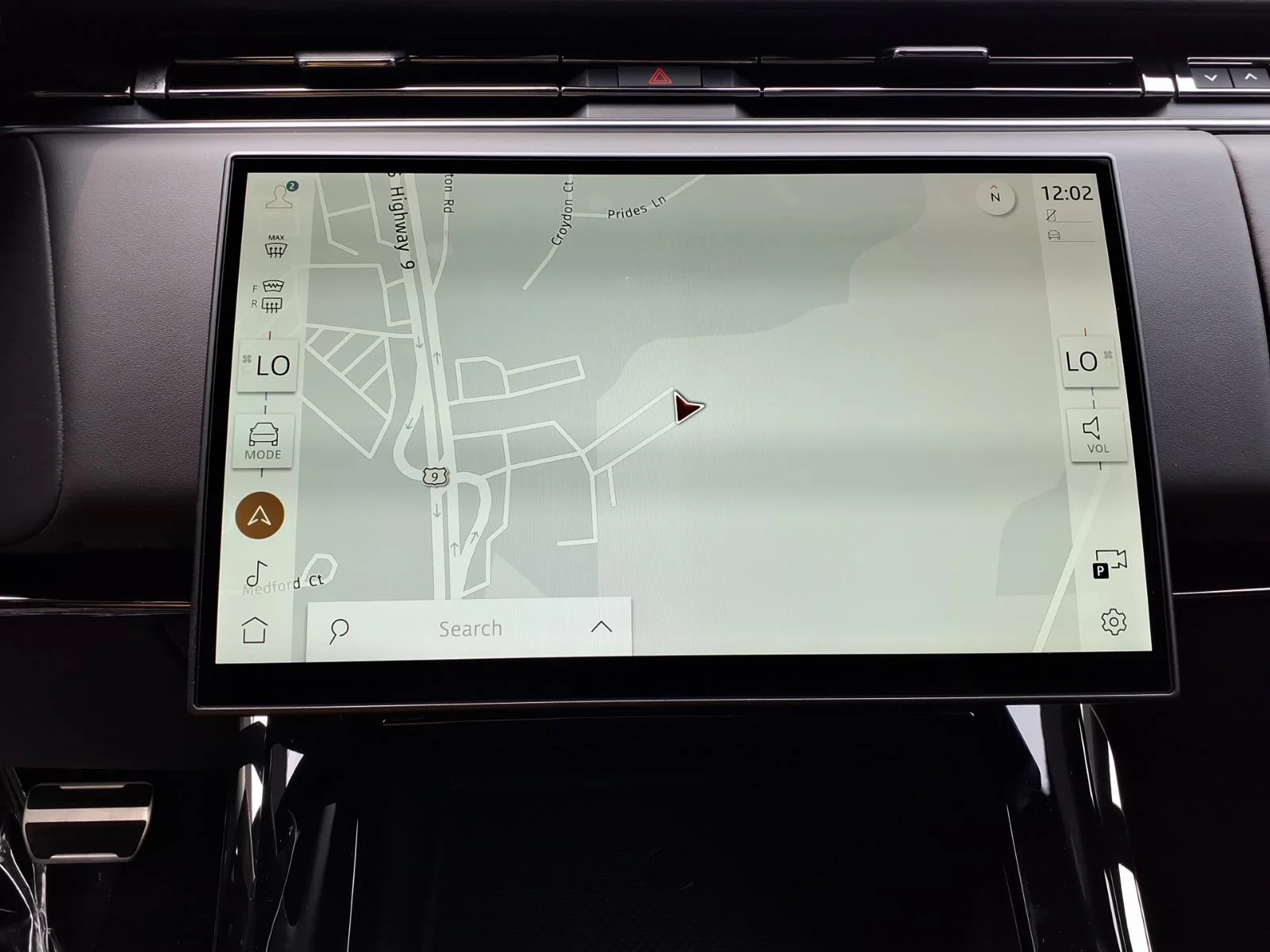 New 2026 Black Land Rover Dynamic SE image 12