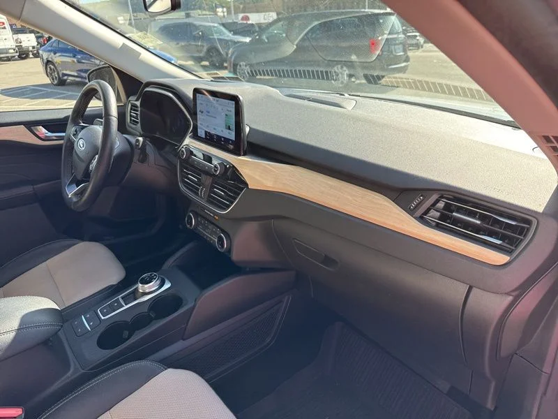 Used 2022 Blue Ford Titanium image 11